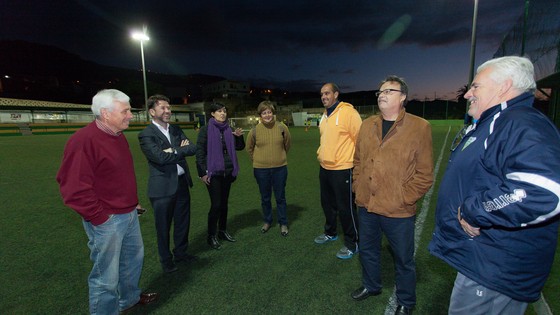 Imagen de El Cabildo, el Ayuntamiento de La Laguna y la Federación invierten 400.000 euros en las mejoras de los campos de fútbol de Tejina y Valle Guerra