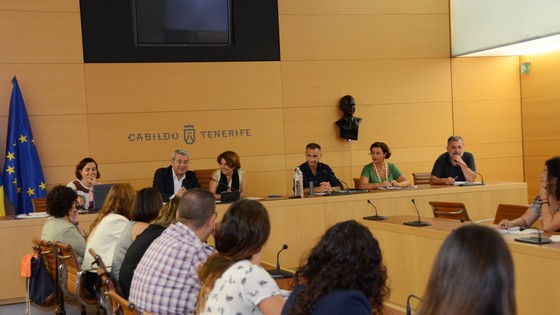 Imagen de El Cabildo presenta a los ayuntamientos  las actuaciones previstas en materia de juventud