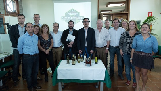 Imagen de Un aceite de oliva virgen extra de Tenerife  gana el concurso convocado por el Cabildo