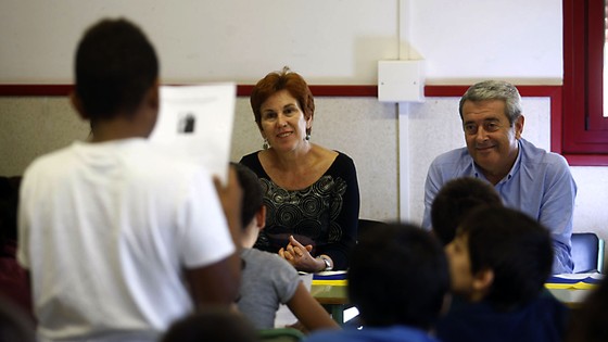 Imagen de El vicepresidente, Aurelio Abreu, atiende las preguntas de los alumnos del Colegio Nava y Grimón de La Laguna